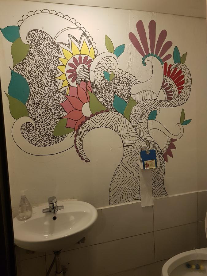 Jinho'S Black Whale Guest House & Bar Seoul Ngoại thất bức ảnh
