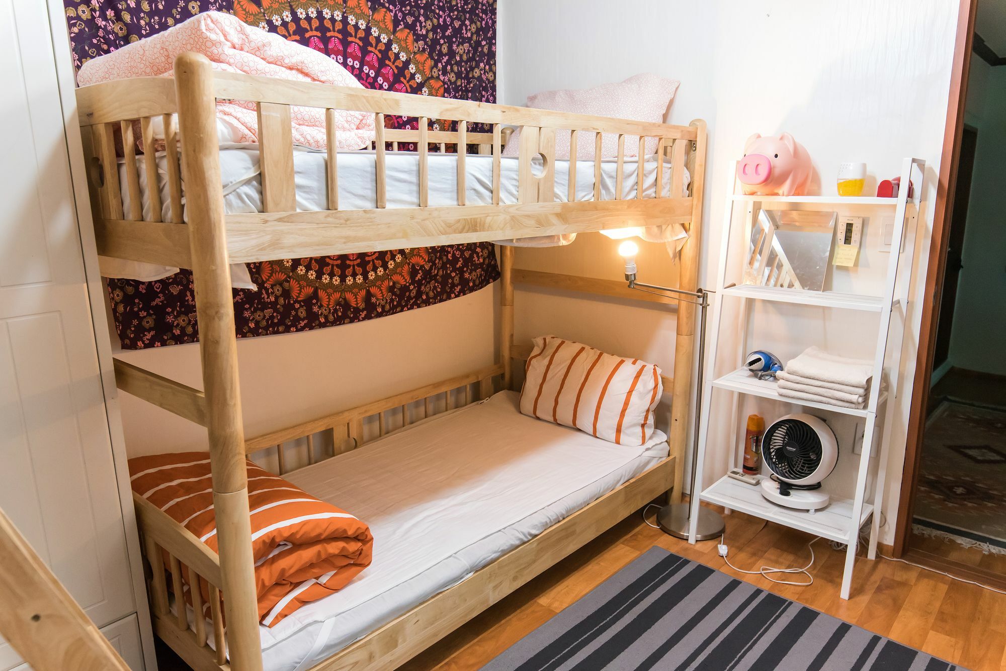 Jinho'S Black Whale Guest House & Bar Seoul Ngoại thất bức ảnh